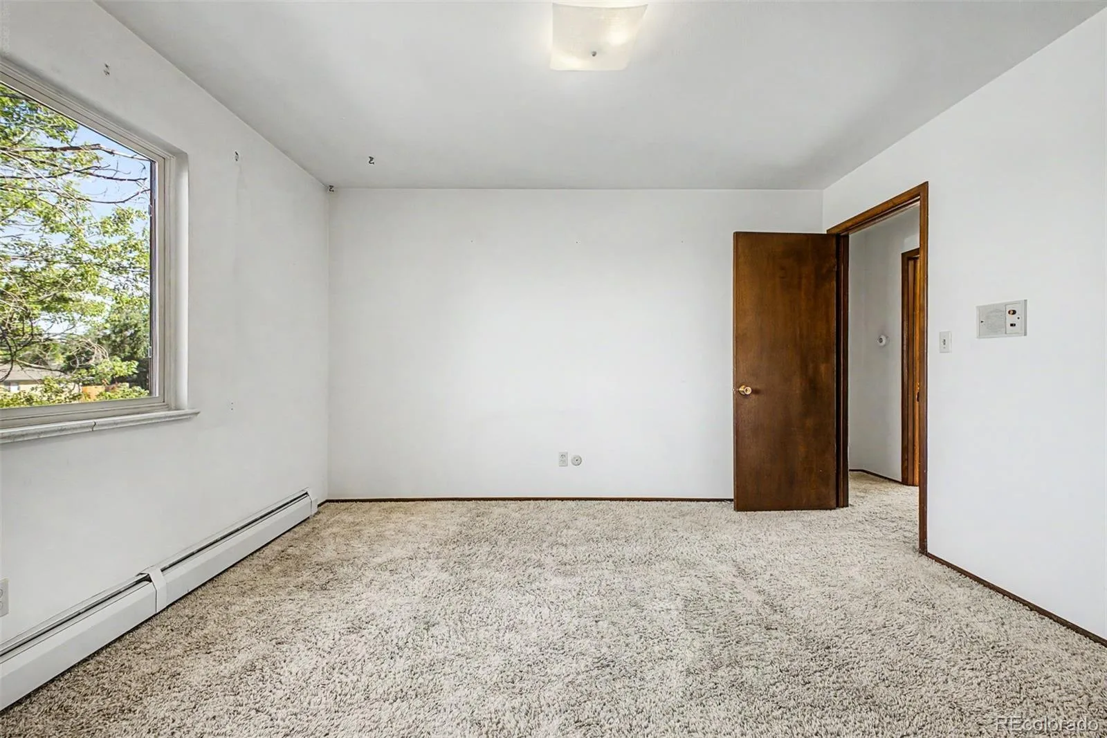 8289 Greenwood Boulevard Denver CO 80221 | MLS #REC9064620 06192026235807 1600 23