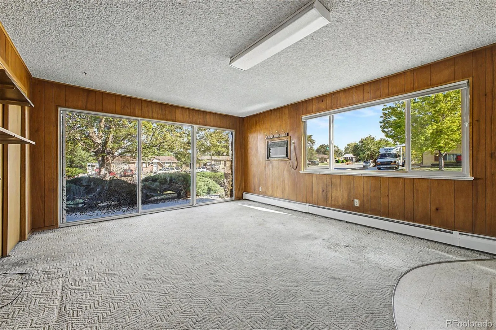 8289 Greenwood Boulevard Denver CO 80221 | MLS #REC9064620 06192026235807 1600 28