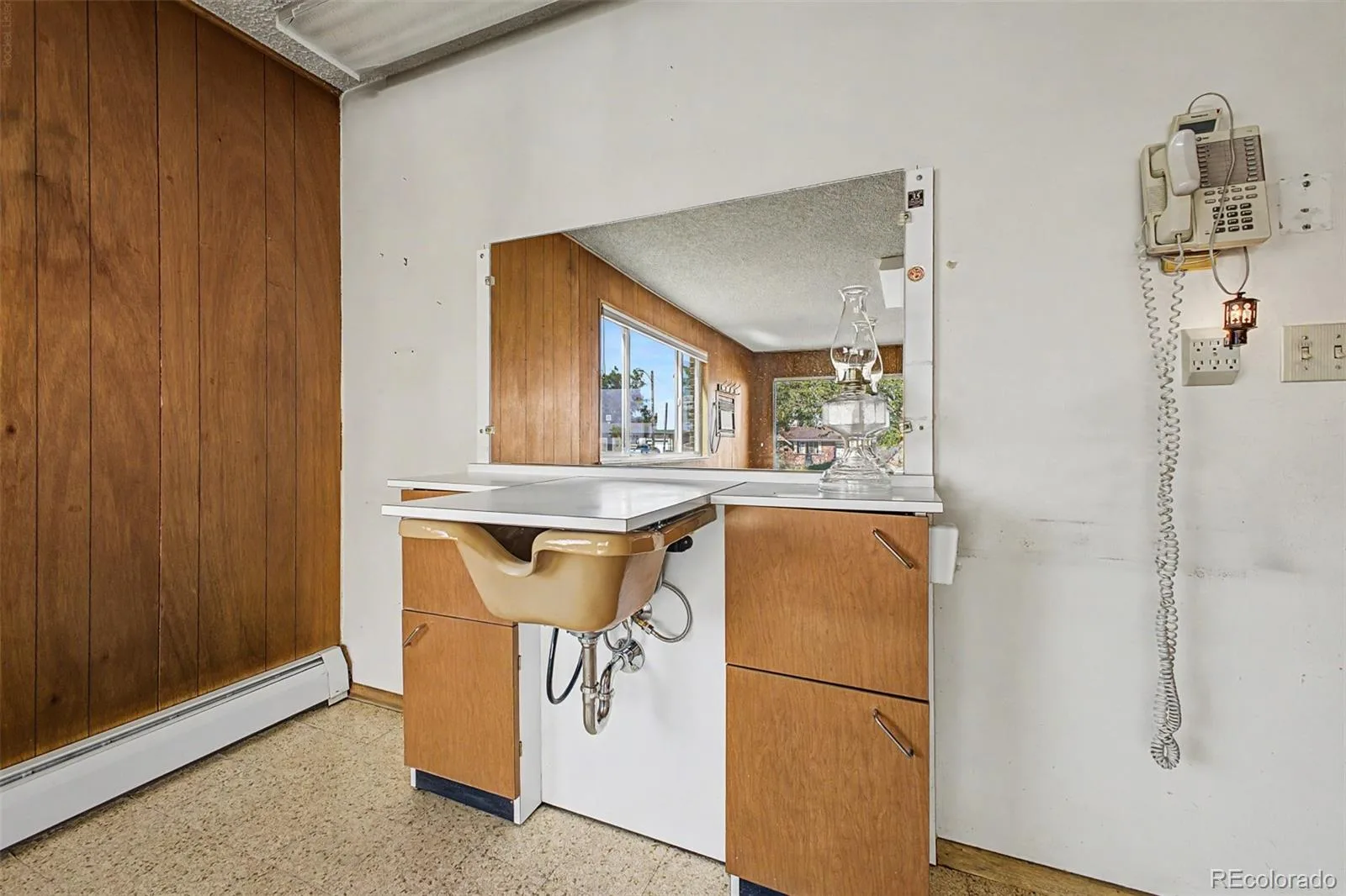 8289 Greenwood Boulevard Denver CO 80221 | MLS #REC9064620 06192026235807 1600 30