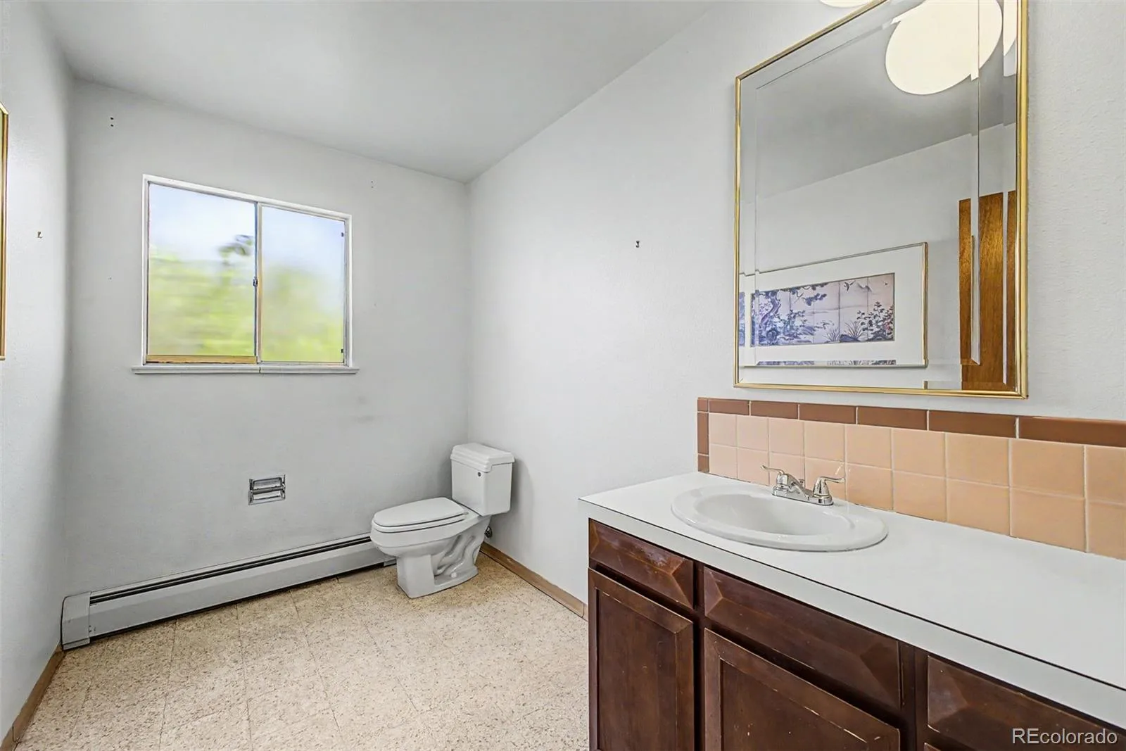 8289 Greenwood Boulevard Denver CO 80221 | MLS #REC9064620 06192026235807 1600 31