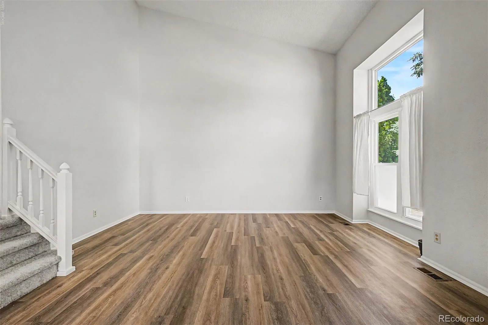 21584 E Powers Place Aurora CO 80015 | MLS #REC9065847 08042026193247 1600 13