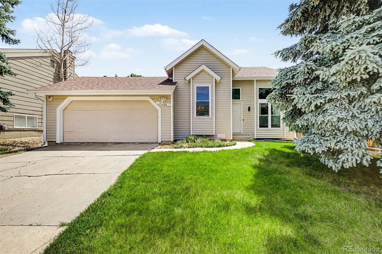 21584 E Powers Place Aurora CO 80015 | MLS #REC9065847 08042026193247 1600 31