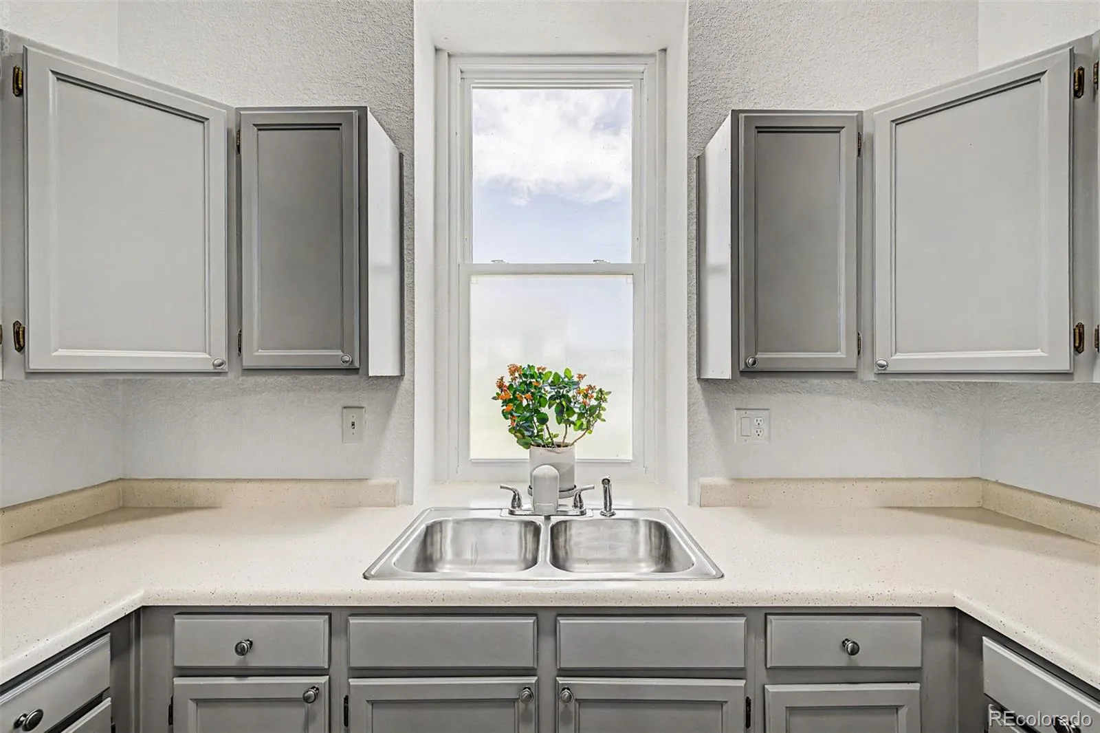 21584 E Powers Place Aurora CO 80015 | MLS #REC9065847 08042026193247 1600 5