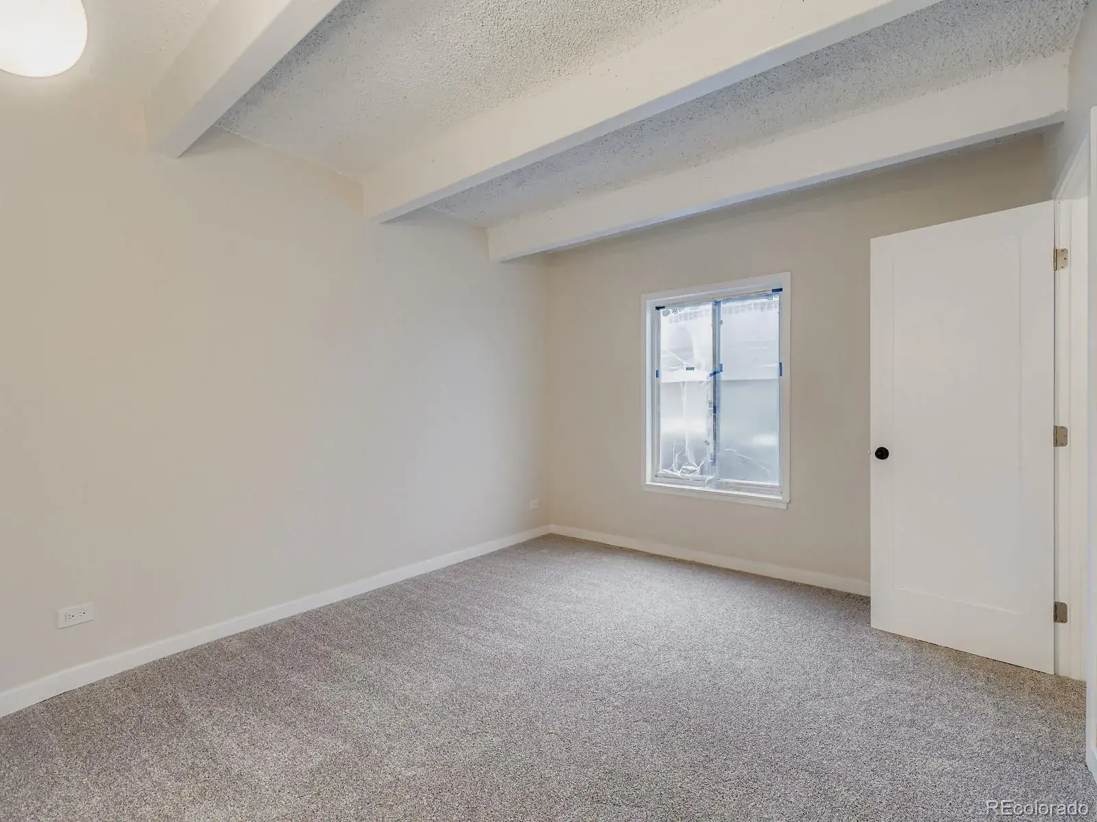 12122025202128 1600 10