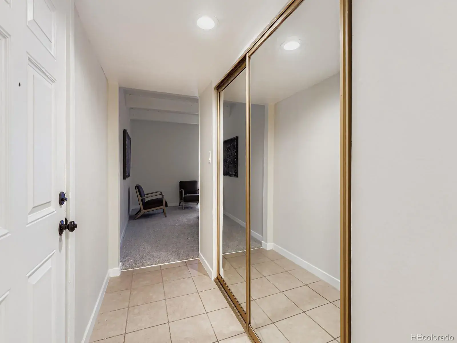 12122025202128 1600 11