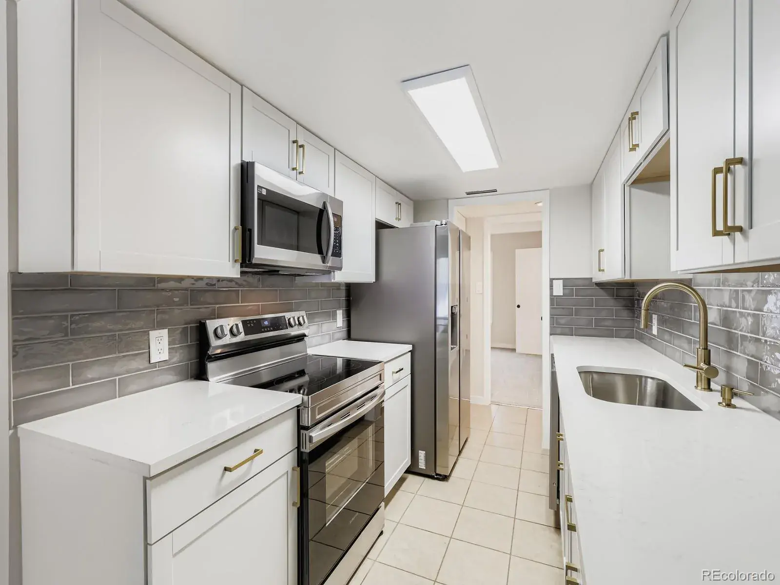 12122025202128 1600 4