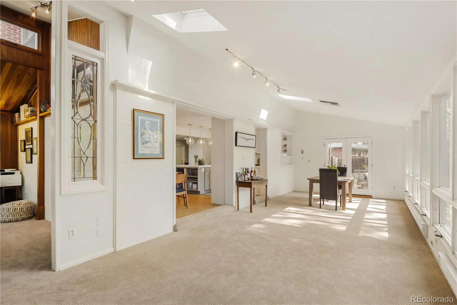 6580 E Colorado Drive Denver CO 80224 MLS #REC9066146 04222026205135 1600 14