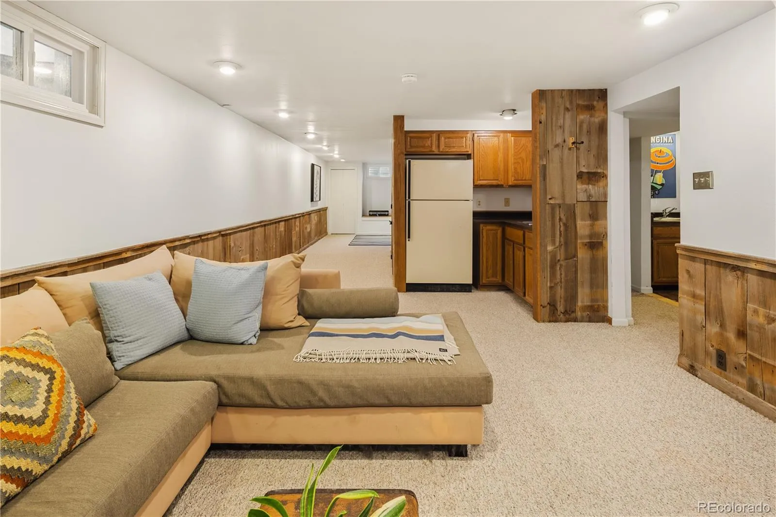 6580 E Colorado Drive Denver CO 80224 MLS #REC9066146 04222026205135 1600 36