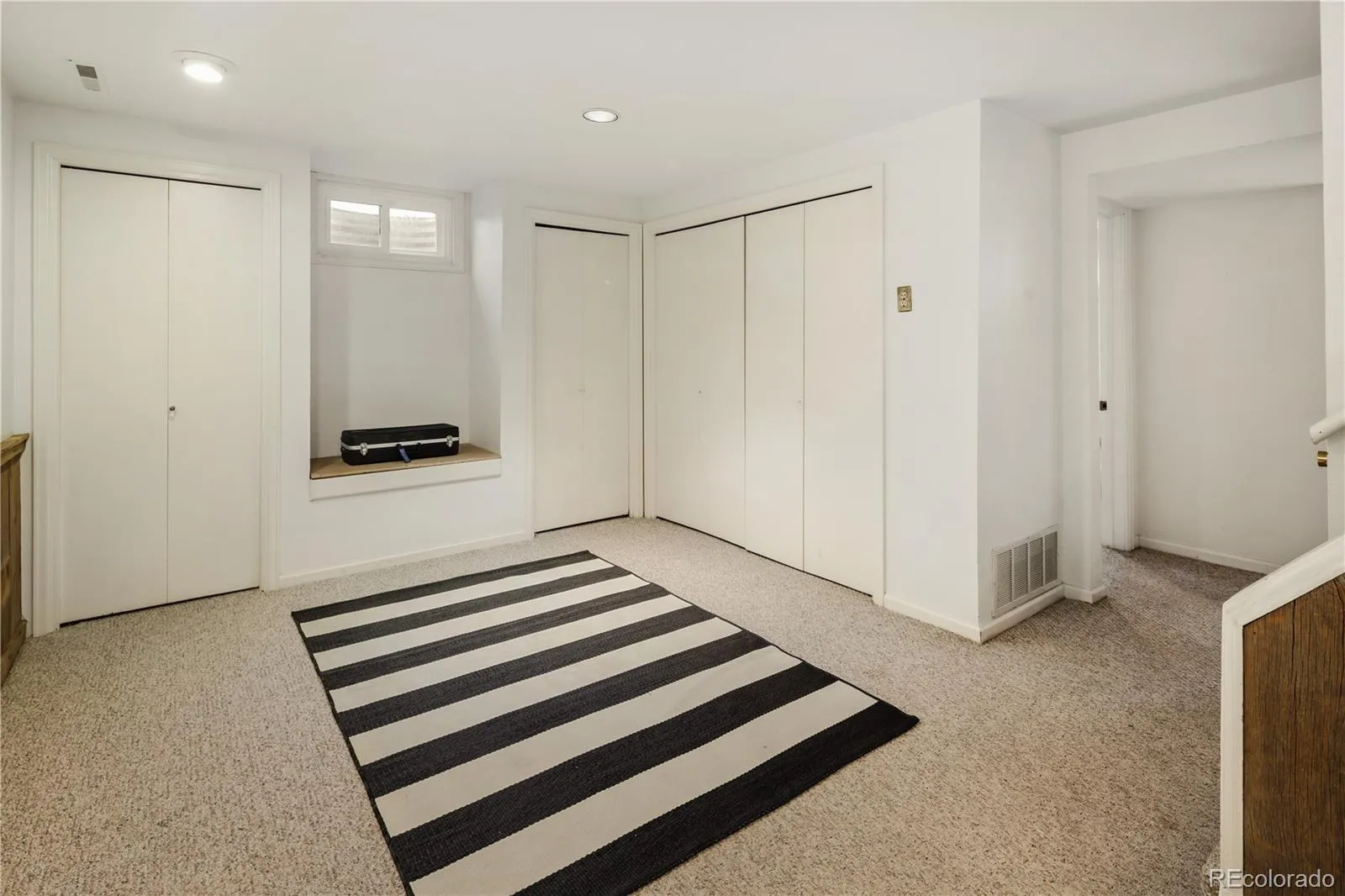 6580 E Colorado Drive Denver CO 80224 MLS #REC9066146 04222026205135 1600 39
