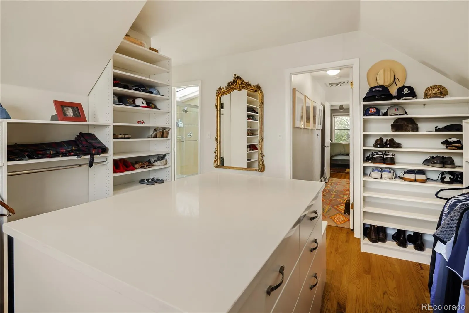 6580 E Colorado Drive Denver CO 80224 MLS #REC9066146 04222026205135 1600 4