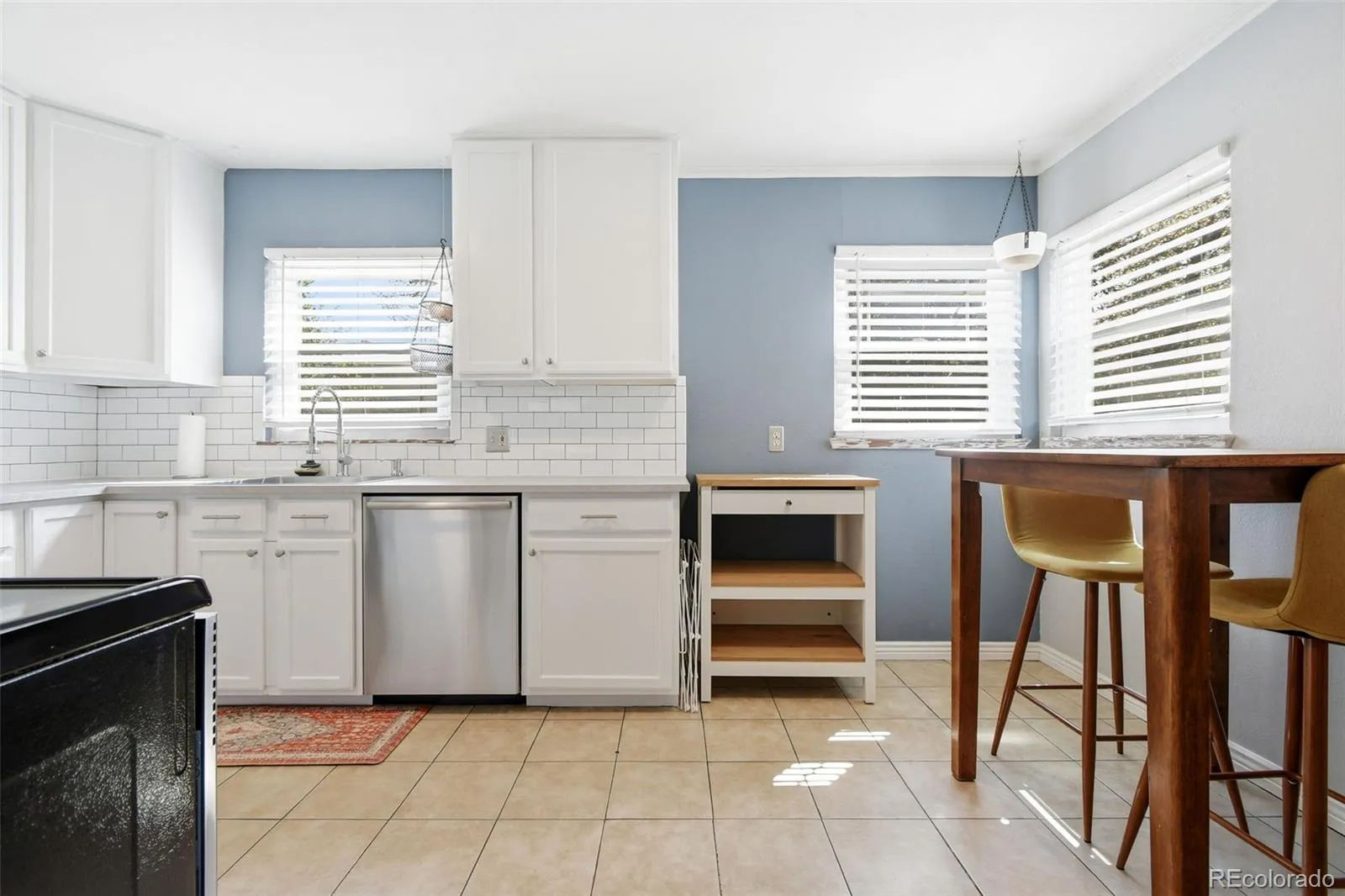 04092026162839 1600 16