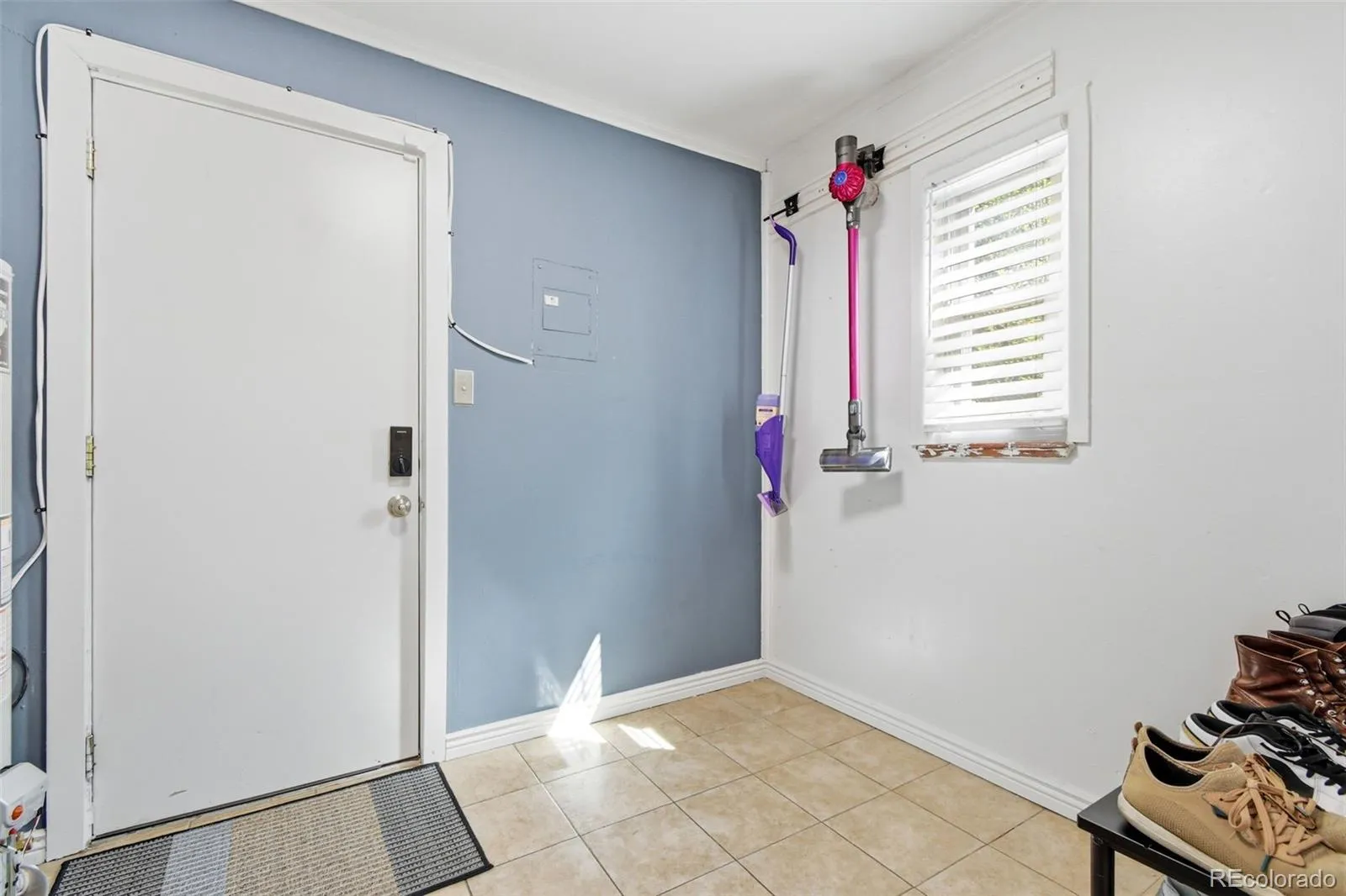 04092026162839 1600 23