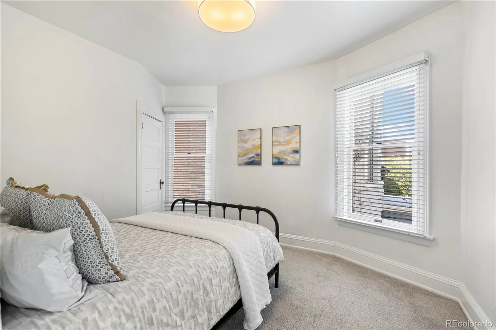 1576 N Emerson Street Denver CO 80218 | MLS #REC9067784 08222026015509 1600 26