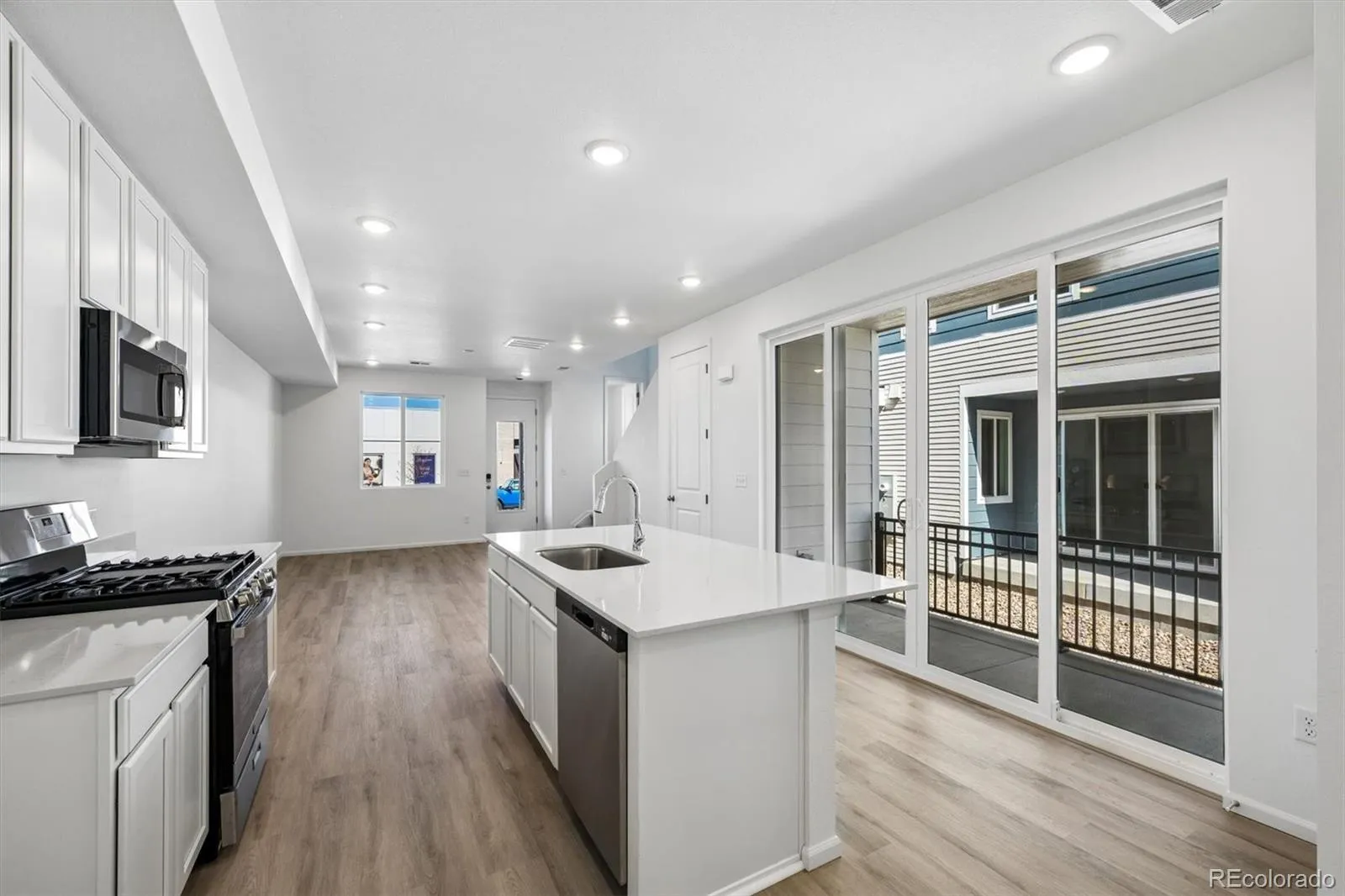 542 Pagosa Street Aurora CO 80017 MLS #REC9068298 05152026201449 1600 10