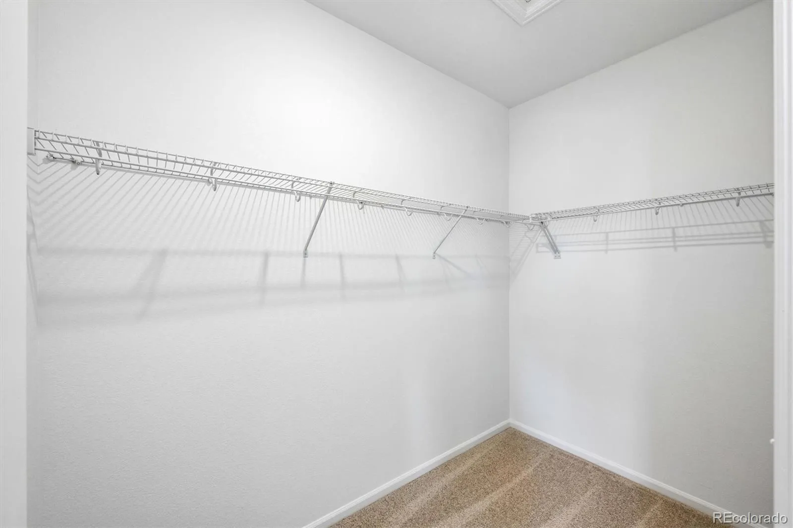 542 Pagosa Street Aurora CO 80017 MLS #REC9068298 05152026201449 1600 17