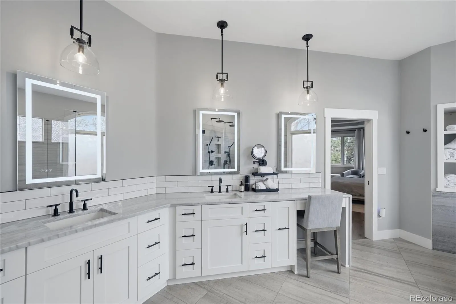 04072026162520 1600 21