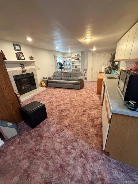 5372 YANK Way Arvada CO 80002 MLS #REC9070081 04242026165222 800 18
