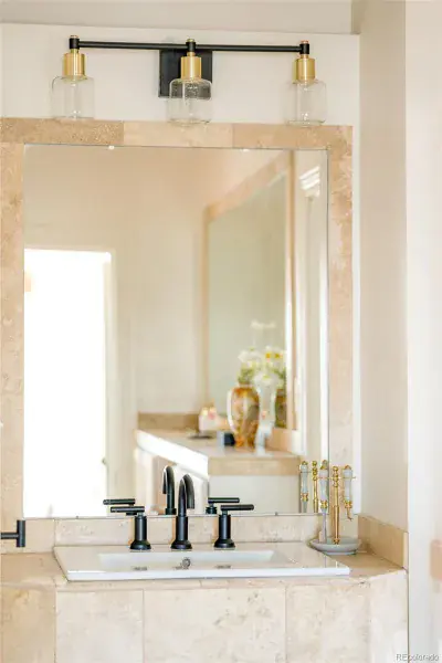 02282026011314 800 20