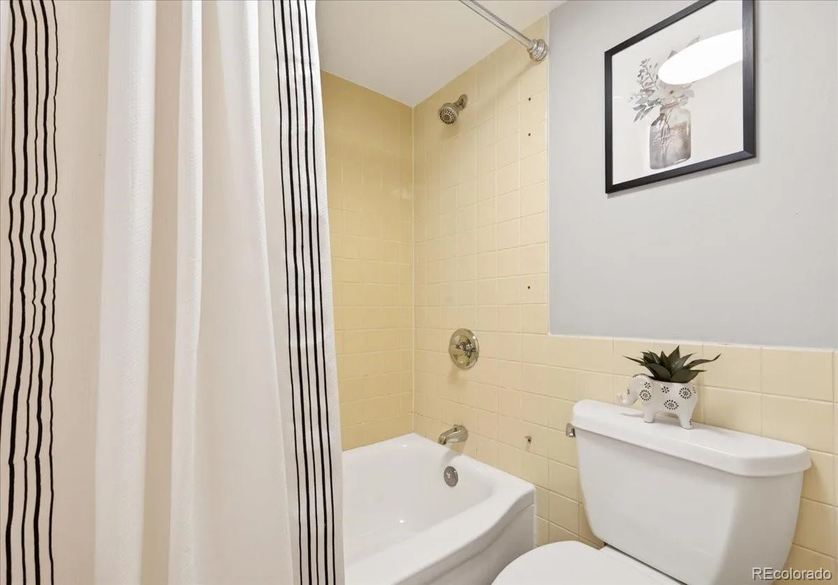 888 N Logan Street #10D Denver CO 80203 | MLS #REC9072356 06102026181545 1200 21