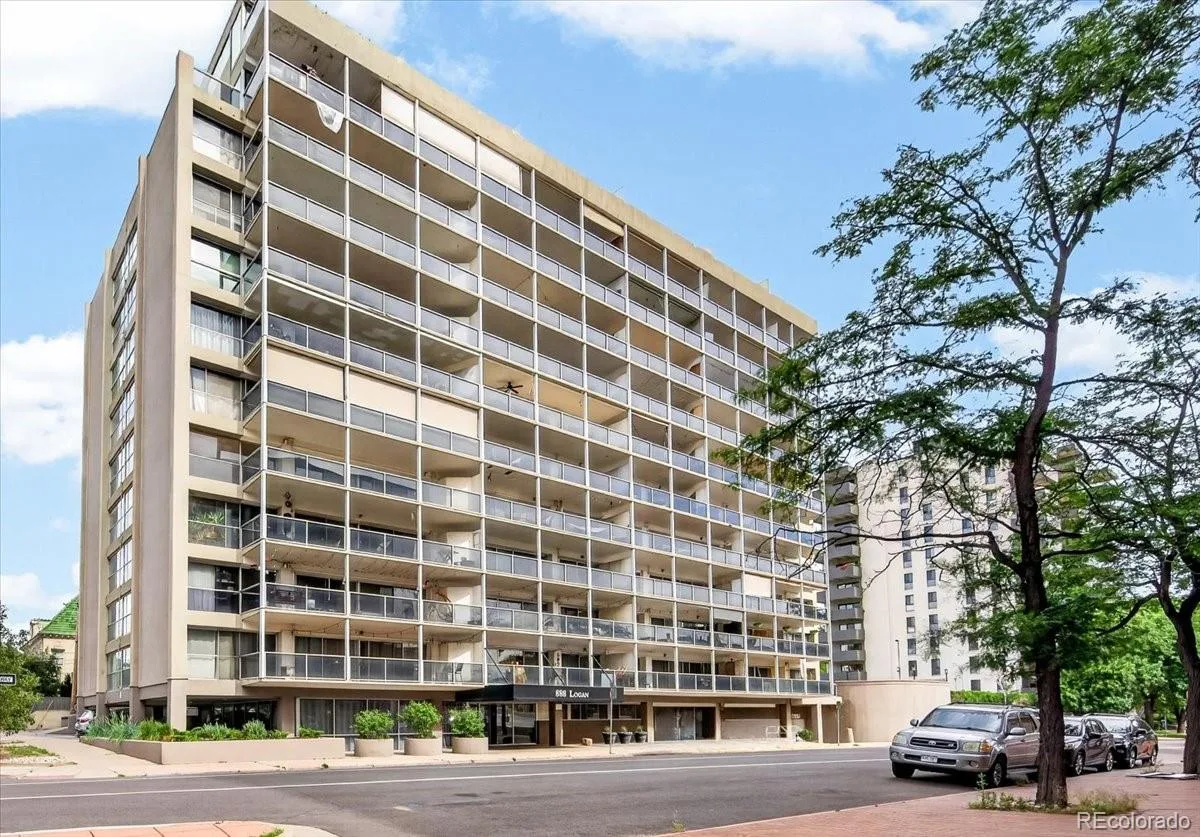 888 N Logan Street #10D Denver CO 80203 | MLS #REC9072356 06102026181545 1200 37