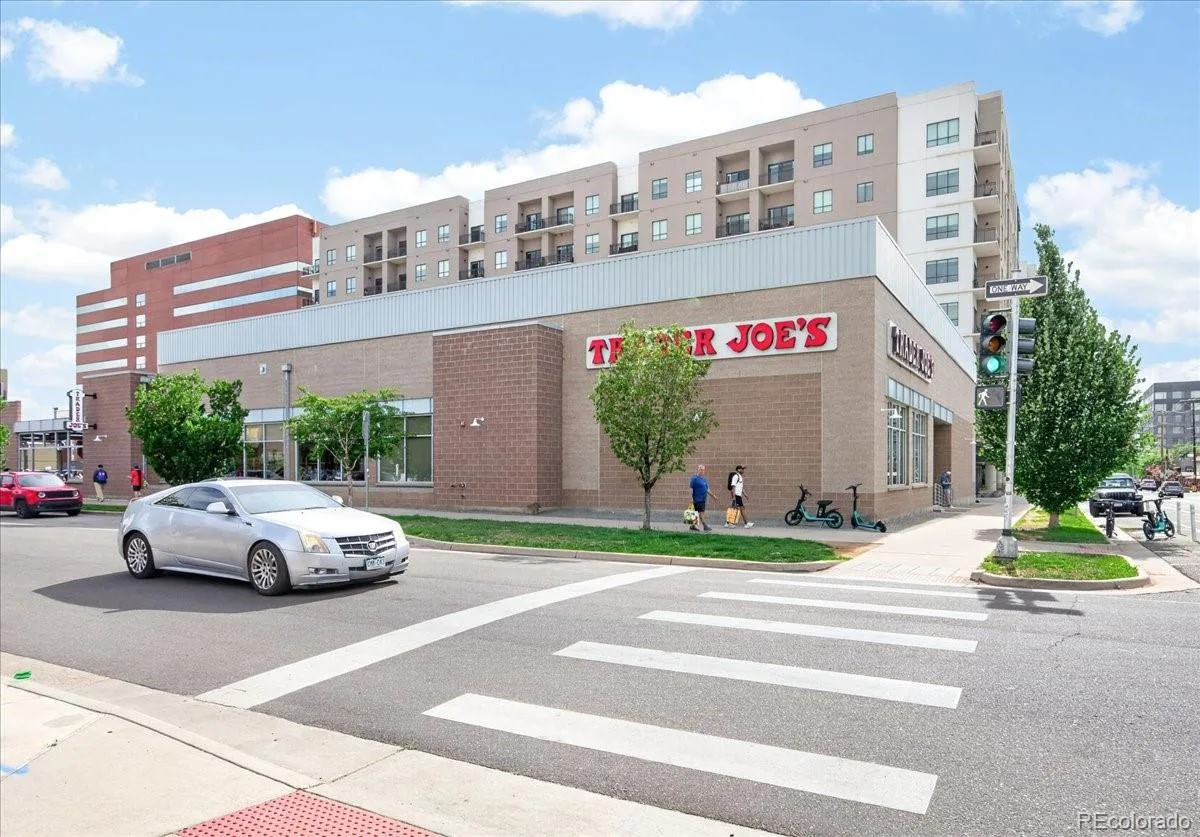 888 N Logan Street #10D Denver CO 80203 | MLS #REC9072356 06102026181545 1200 43
