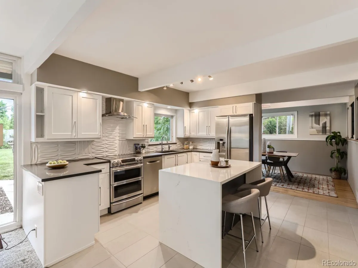 04052026230842 1200 1