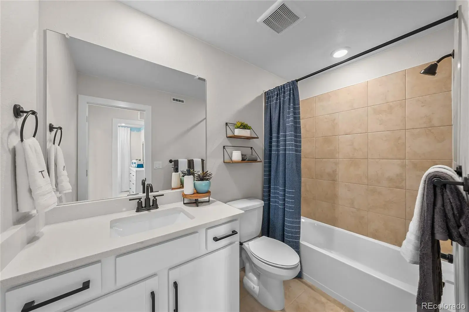 17215 W 91st Lane Arvada CO 80007 | MLS #REC9073266 10232025202040 1600 10