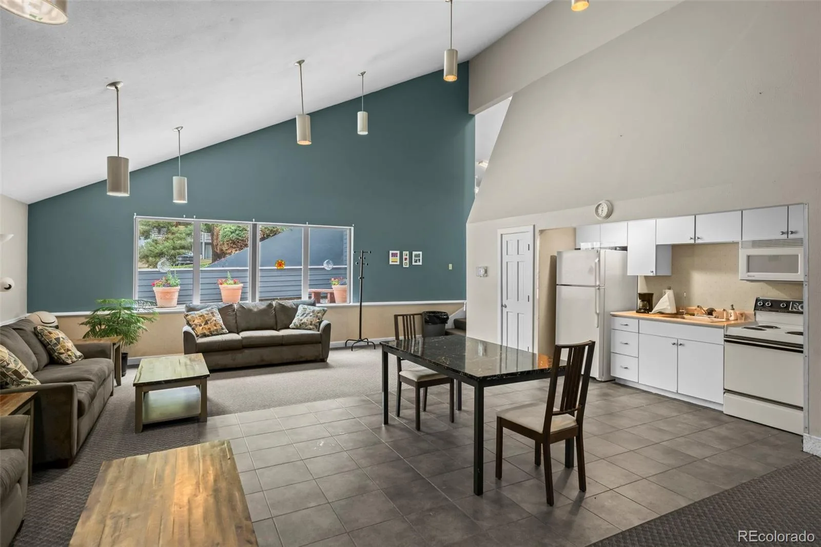 3121 S Tamarac Drive #K 106 Denver CO 80231 | MLS #REC9073901 08152026005523 1600 17