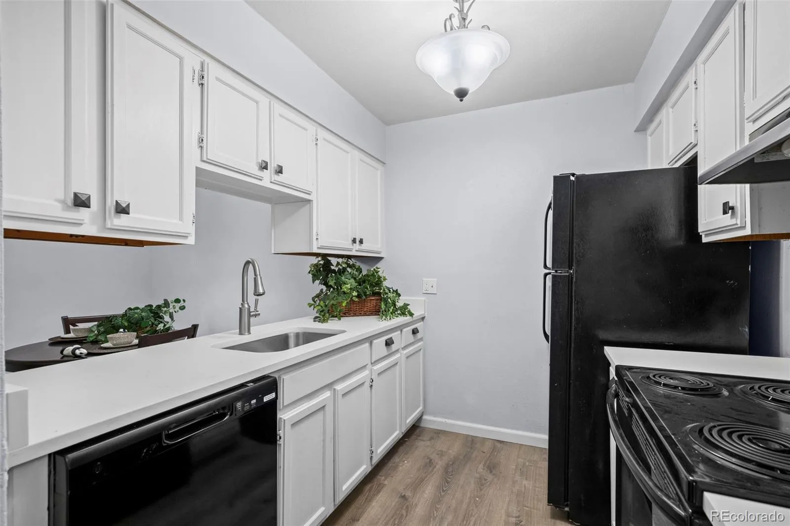 3121 S Tamarac Drive #K 106 Denver CO 80231 | MLS #REC9073901 08152026005523 1600 6