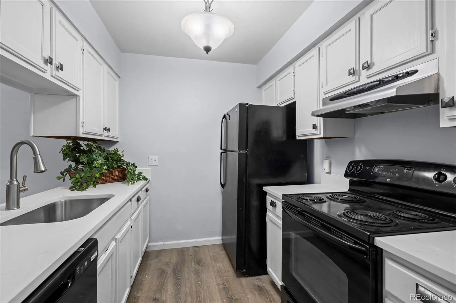 3121 S Tamarac Drive #K 106 Denver CO 80231 | MLS #REC9073901 08152026005523 1600 7