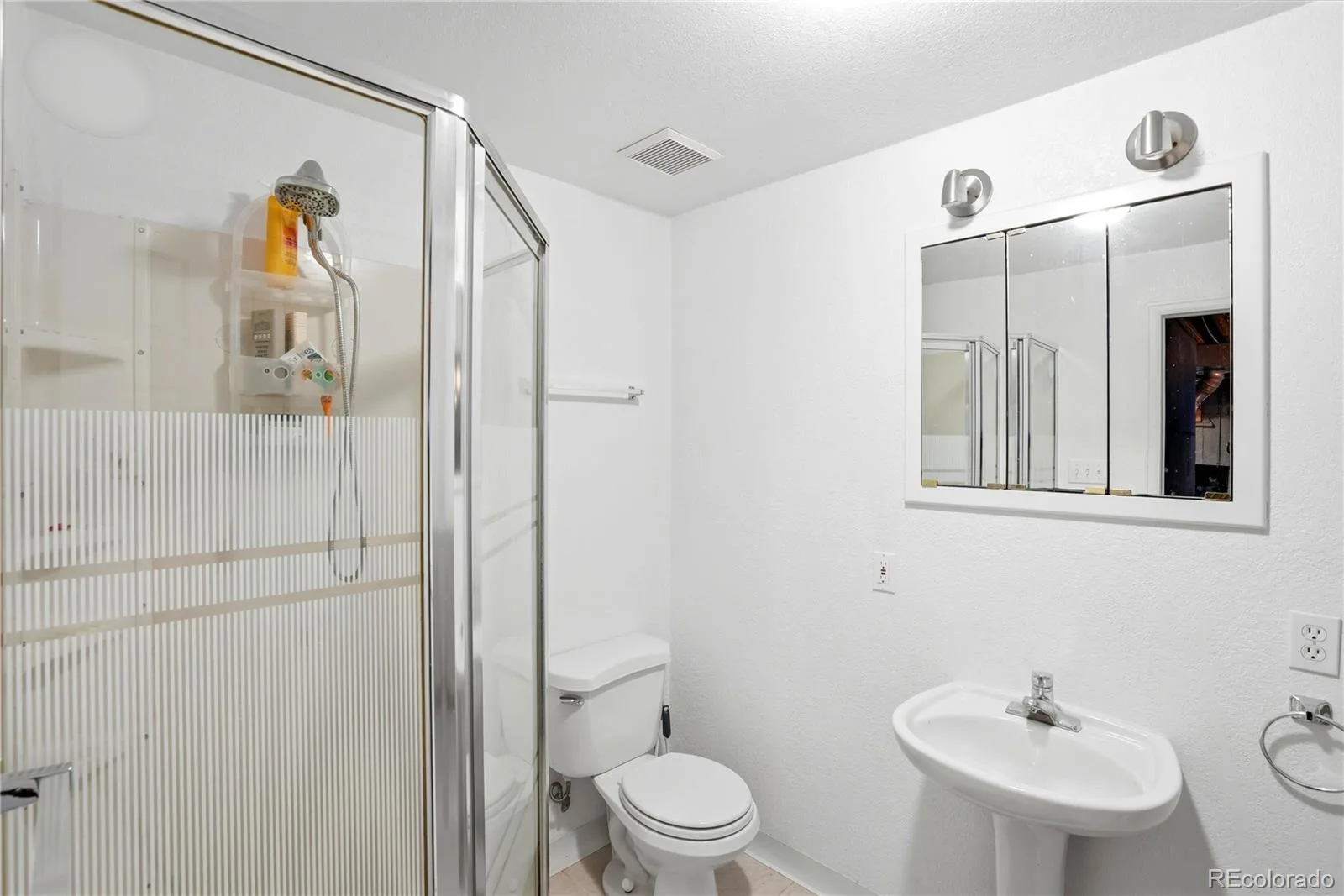 5505 E 117th Circle Denver CO 80233 | MLS #REC9075442 06172026051000 1600 25