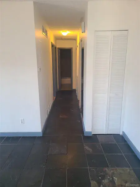 9901 E Evans Avenue #4D Aurora CO 80247 MLS #REC9076837 02012026003855 800 10