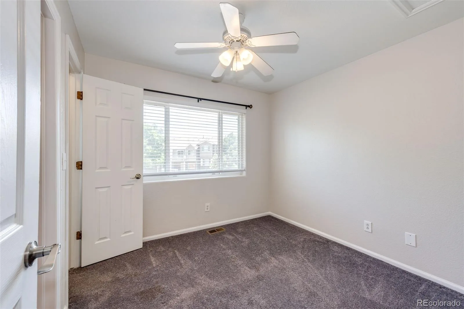 4572 S Crystal Way #B Aurora CO 80015 | MLS #REC9077343 06172026121924 1600 19