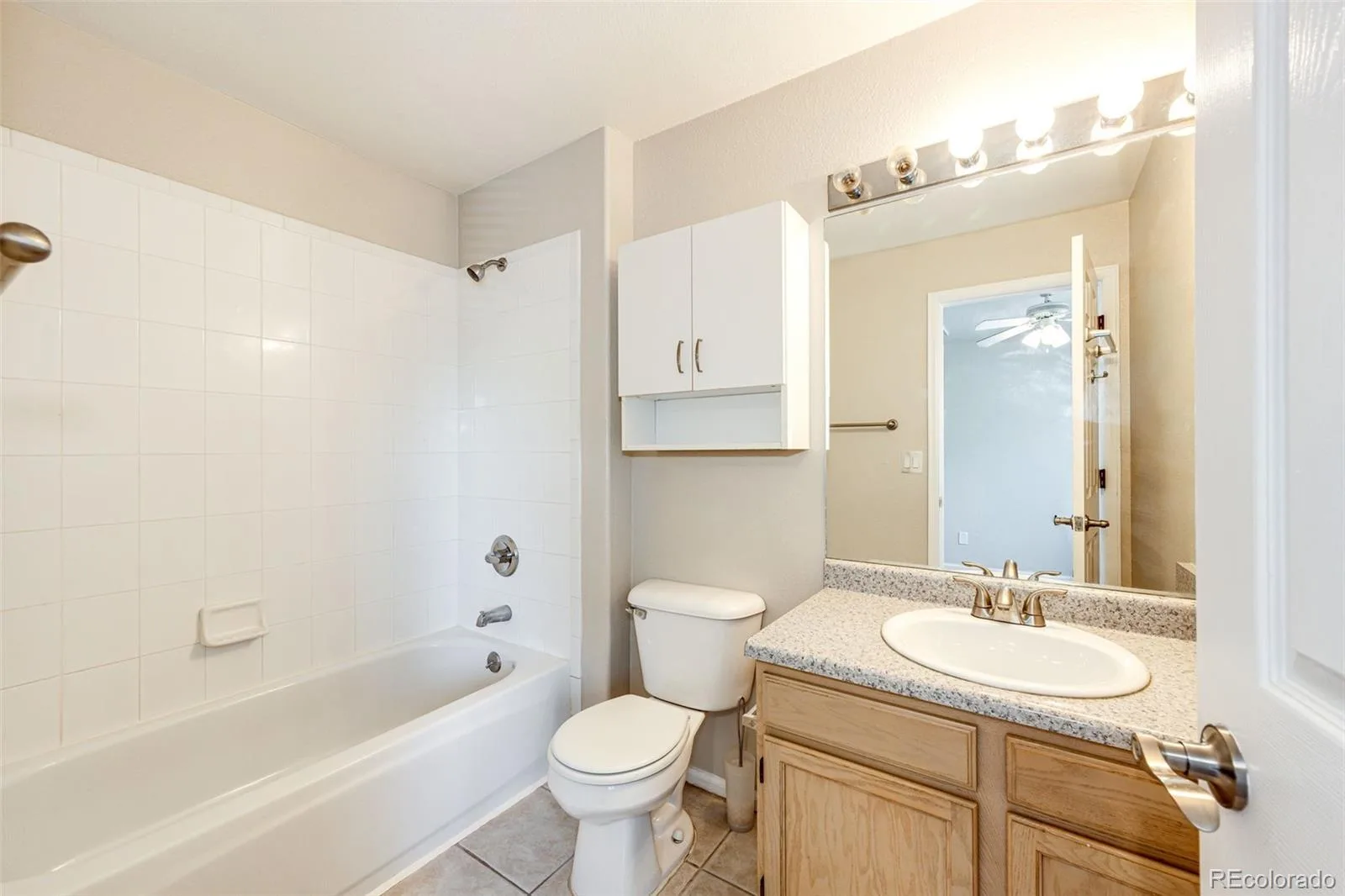 4572 S Crystal Way #B Aurora CO 80015 | MLS #REC9077343 06172026121924 1600 21