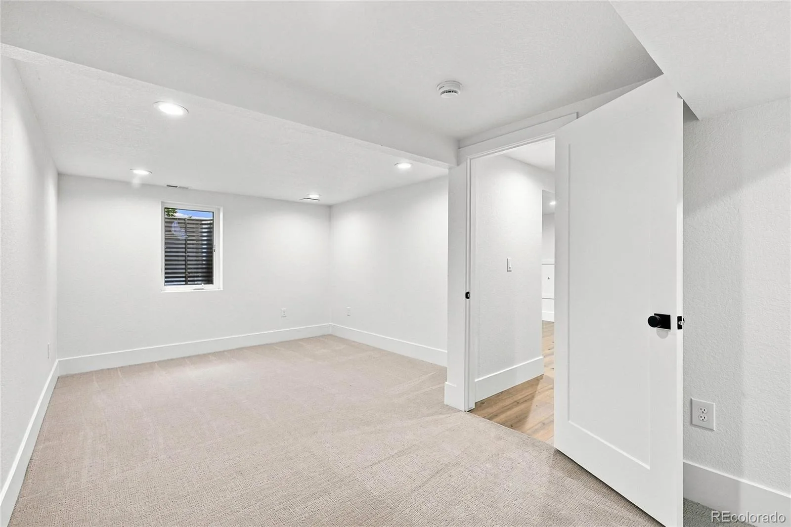 7042 E Wesley Avenue Denver CO 80224 | MLS #REC9077898 10102026025117 1600 24