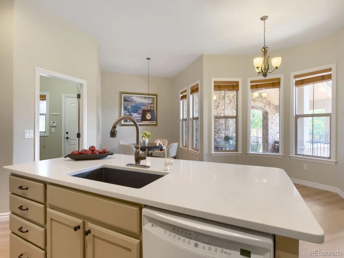 9421 Viaggio Way Highlands Ranch CO 80126 | MLS #REC9079905 08022026182510 1200 11