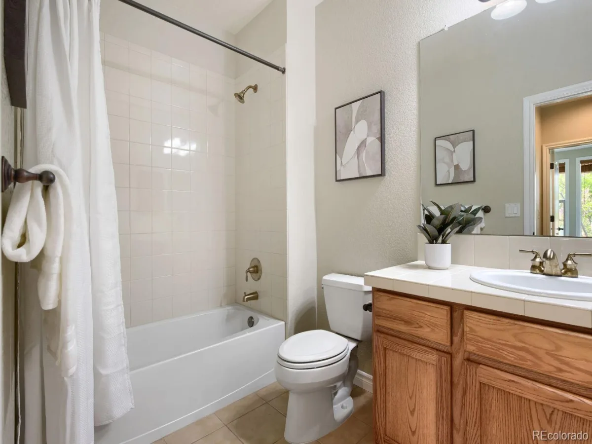 9421 Viaggio Way Highlands Ranch CO 80126 | MLS #REC9079905 08022026182510 1200 34