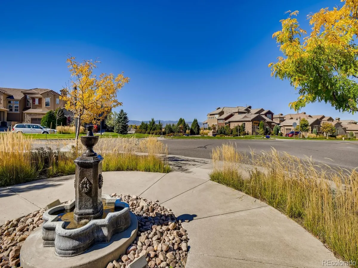 9421 Viaggio Way Highlands Ranch CO 80126 | MLS #REC9079905 08022026182510 1200 43
