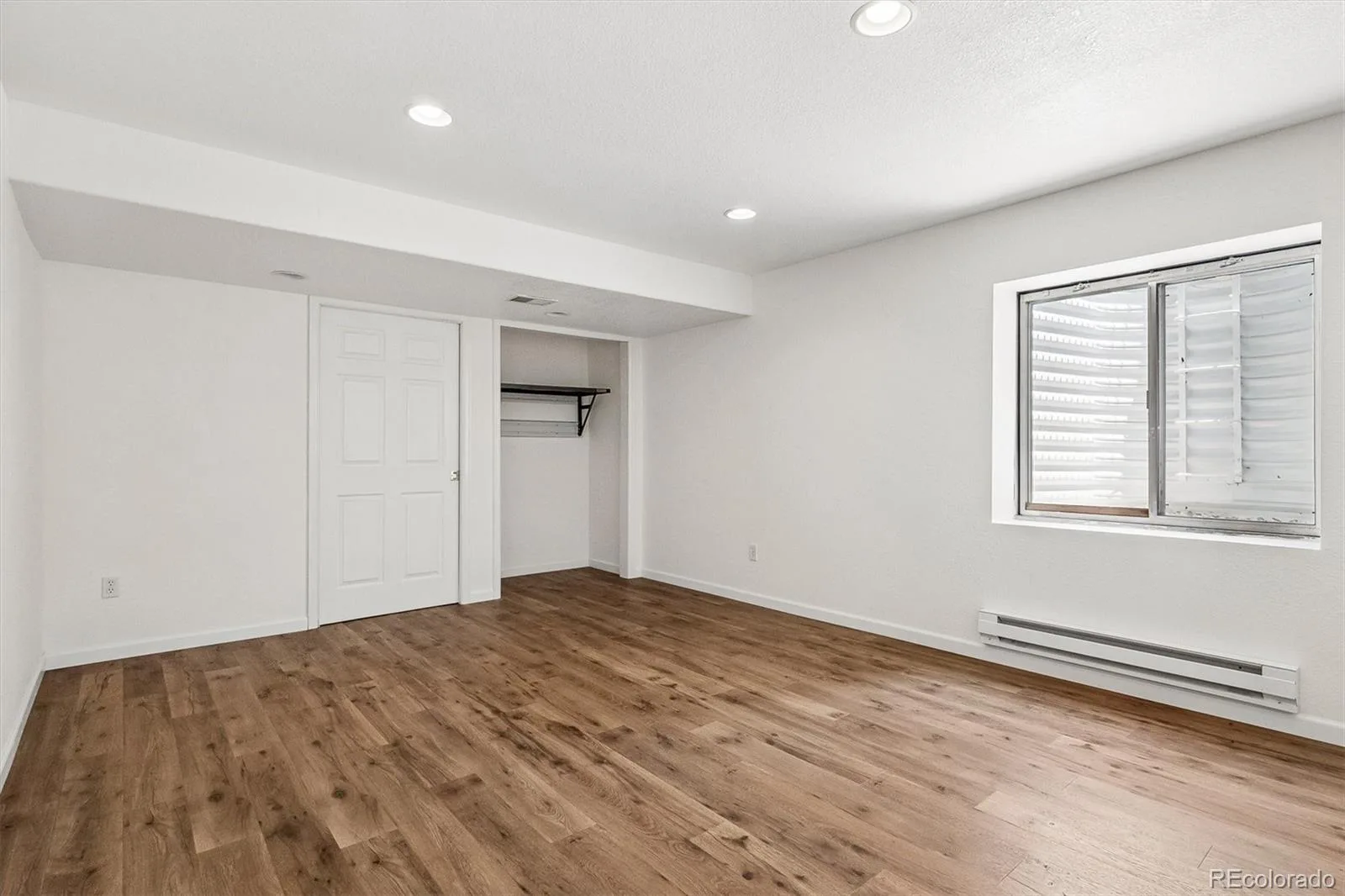 6129 S Newark Way Englewood CO 80111 | MLS #REC9080243 08112026172811 1600 27