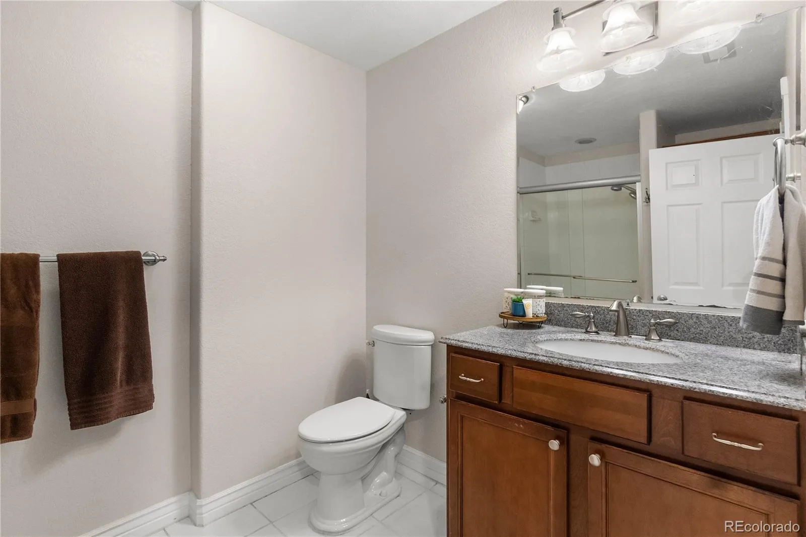 9386 W Quarles Place Littleton CO 80128 | MLS #REC9080321 08242026153050 1600 43