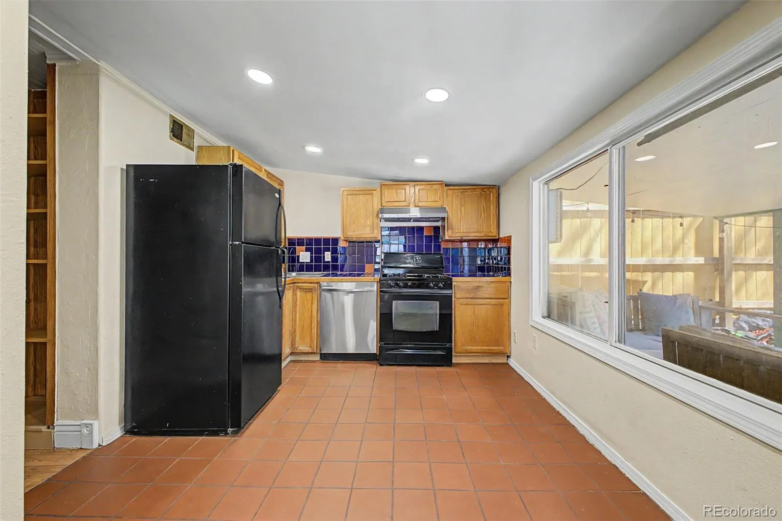 1962 S Logan Street Denver CO 80210 MLS #REC9083618 05152026013514 1600 8