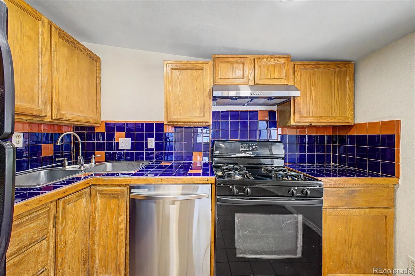 1962 S Logan Street Denver CO 80210 MLS #REC9083618 05152026013514 1600 9
