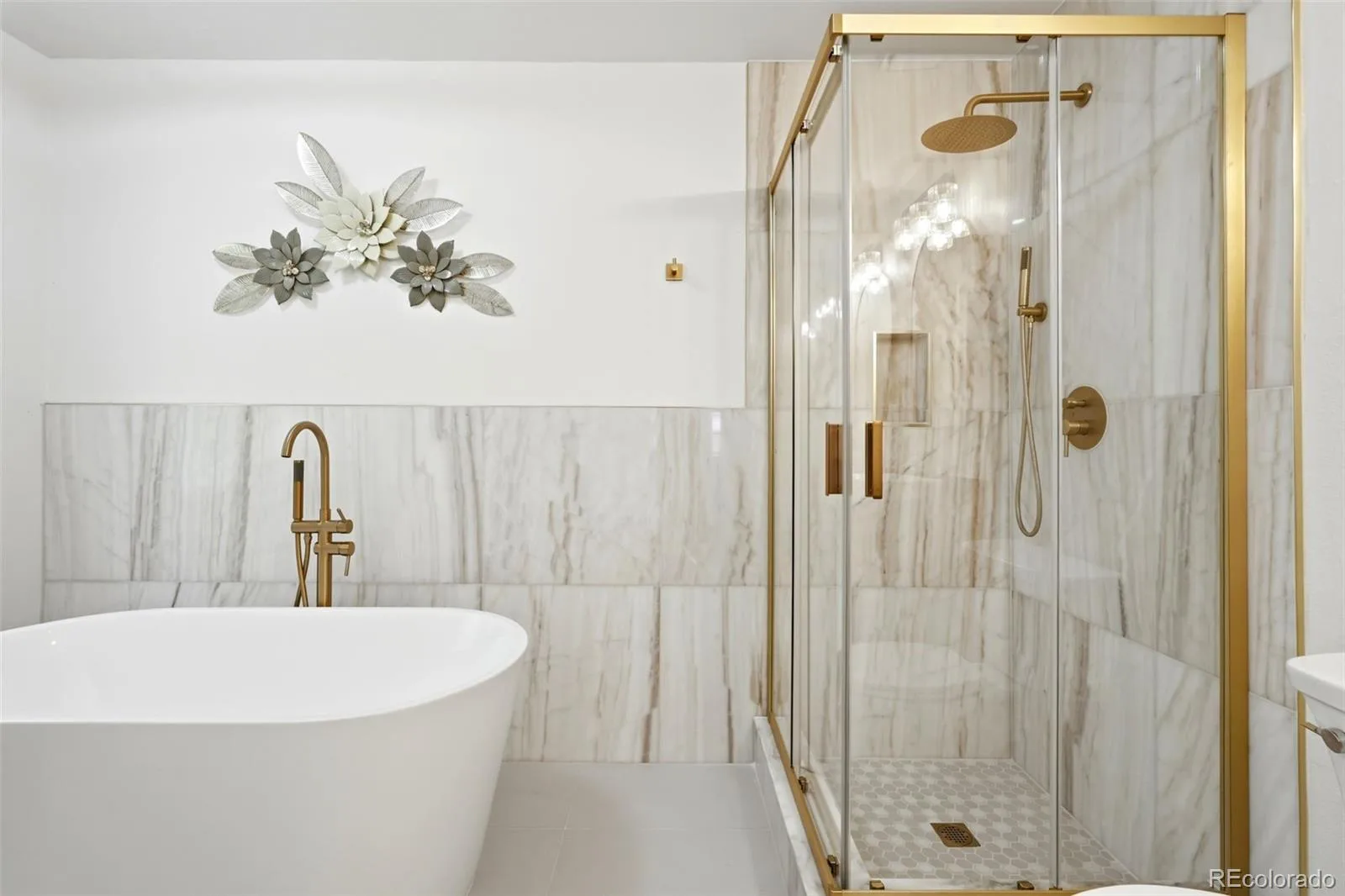 2713 S Paris Place Aurora CO 80014 MLS #REC9084372 06122026075007 1600 23