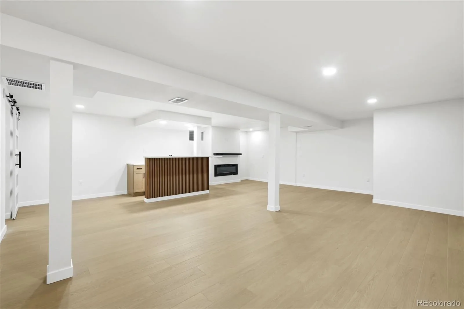 2713 S Paris Place Aurora CO 80014 MLS #REC9084372 06122026075007 1600 30