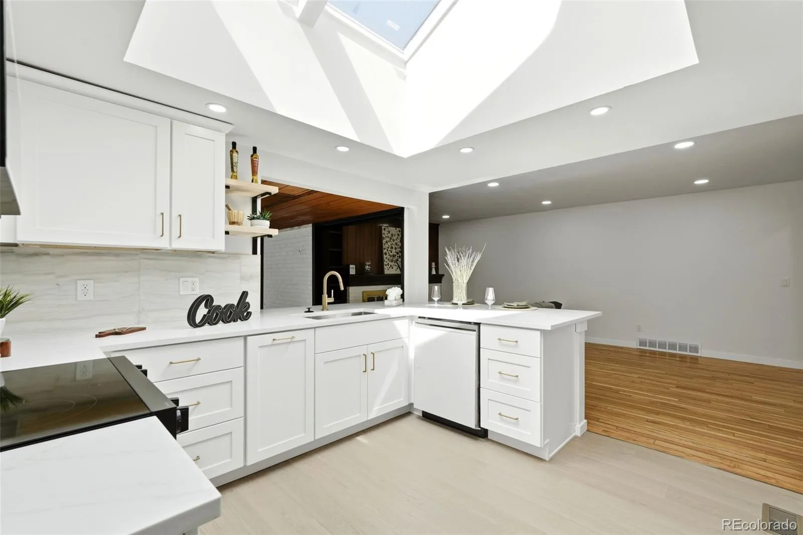 2713 S Paris Place Aurora CO 80014 MLS #REC9084372 06122026075007 1600 7