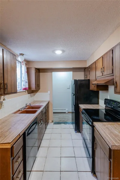 1525 S Holly Street #107 Denver CO 80222 | MLS #REC9086568 09222026142147 800 6