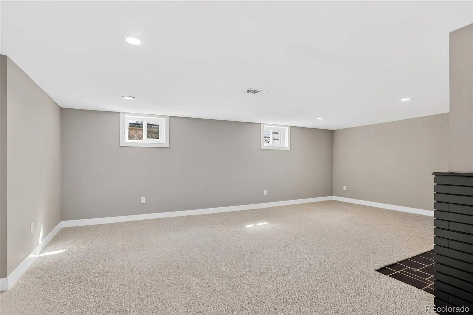 6174 S Fairfield Street Littleton CO 80120 MLS #REC9087318 05222026000706 1600 28
