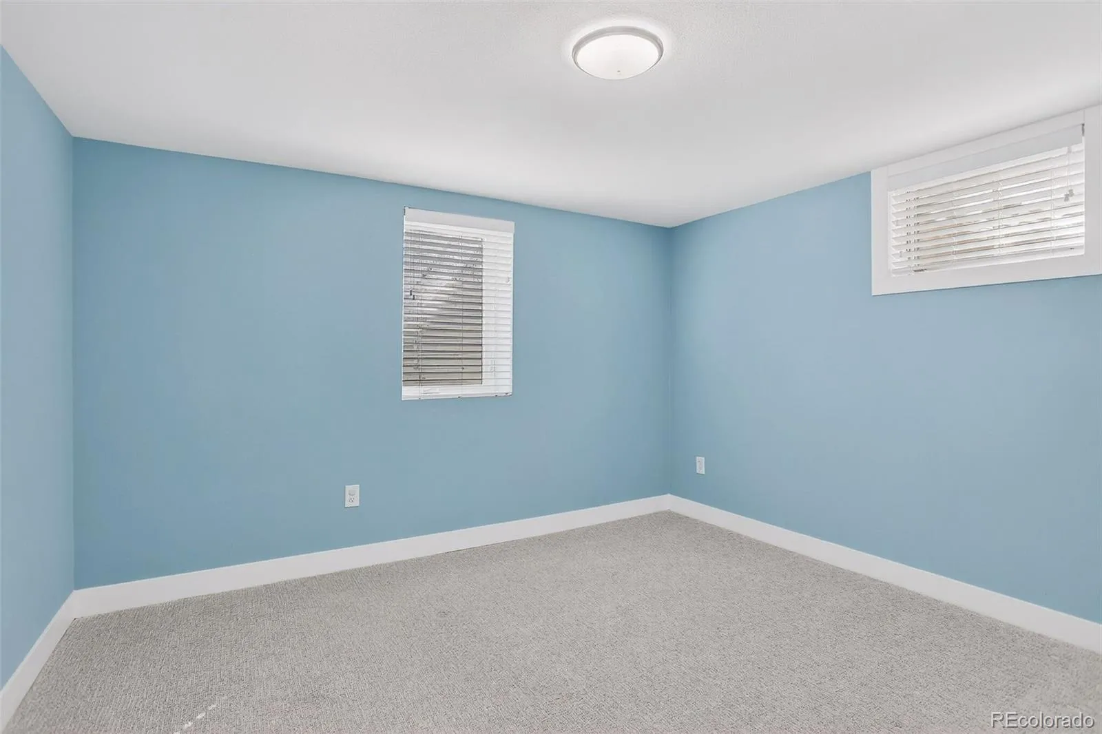 6174 S Fairfield Street Littleton CO 80120 MLS #REC9087318 05222026000706 1600 32