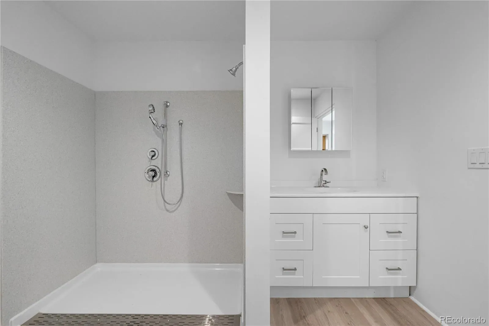 1959 Blackhawk Street Aurora CO 80011 MLS #REC9087951 03292026160124 1600 11