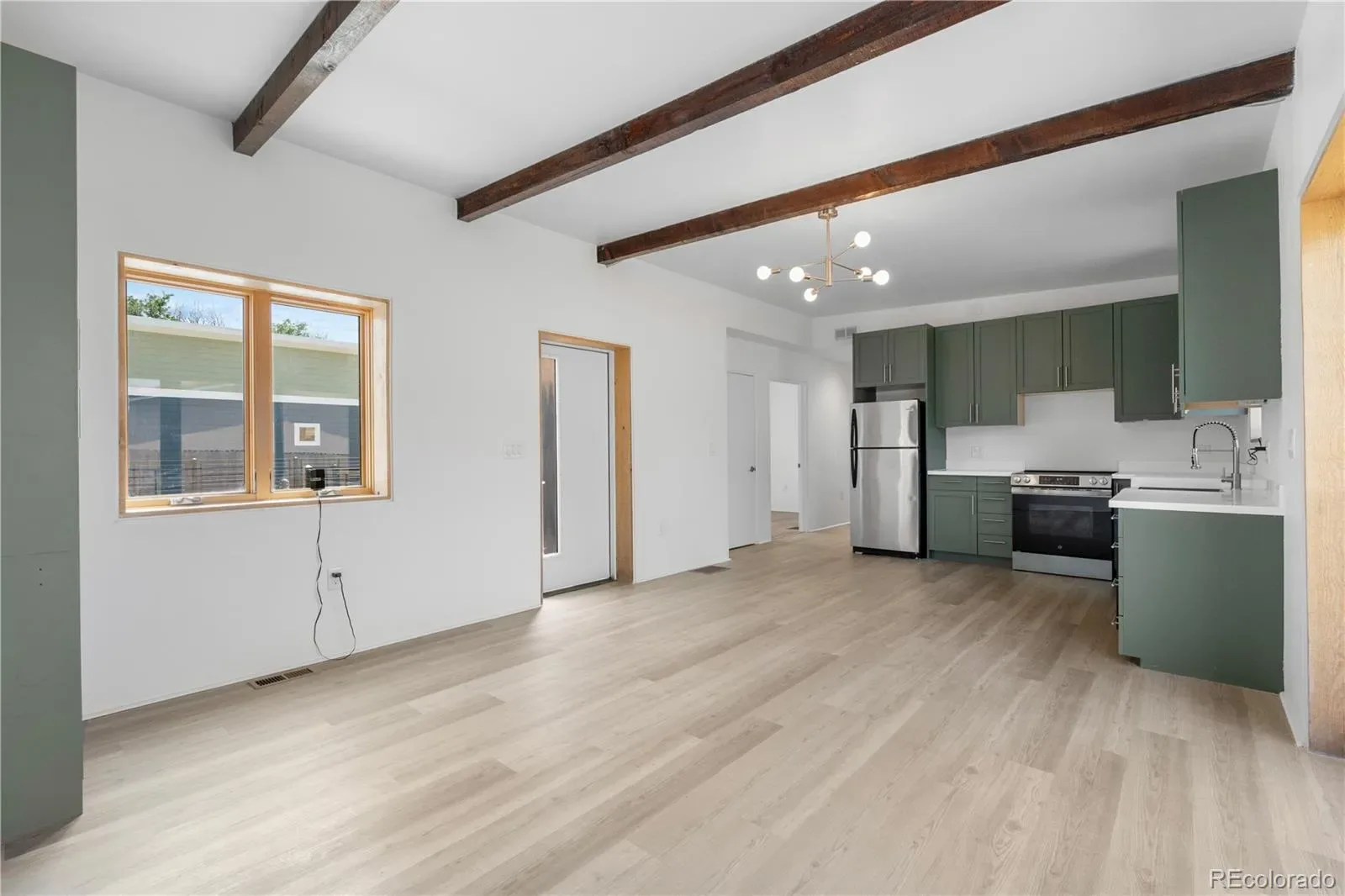 1959 Blackhawk Street Aurora CO 80011 MLS #REC9087951 03292026160124 1600 3
